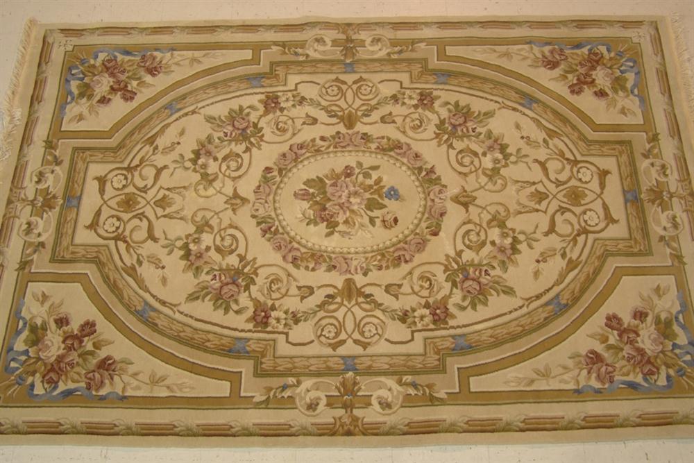 PAKISTAN MAHAL WOOL RUG with