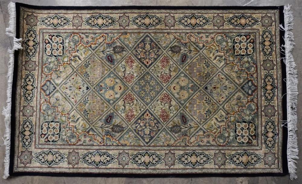 PAKISTAN TABRIZ DESIGN RUG, 4 FT 10