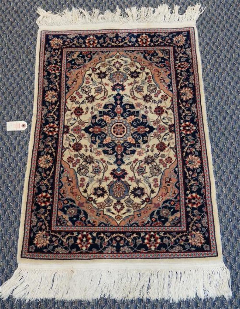 PAKISTAN TABRIZ SCATTER RUG, 3 FT 3