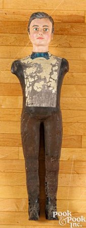 PAPIER-MâCHé YOUNG BOY STORE M