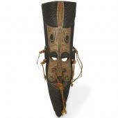 PAPUA NEW GUINEA CARVED WOOD M