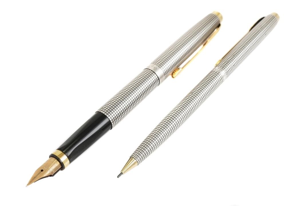 PARKER 75 STERLING FOUNTAIN PEN