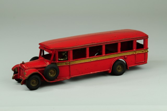 PARLOR COACH BUS Arcade c. late