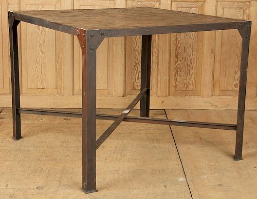 PARQUETRY WOOD TOP IRON