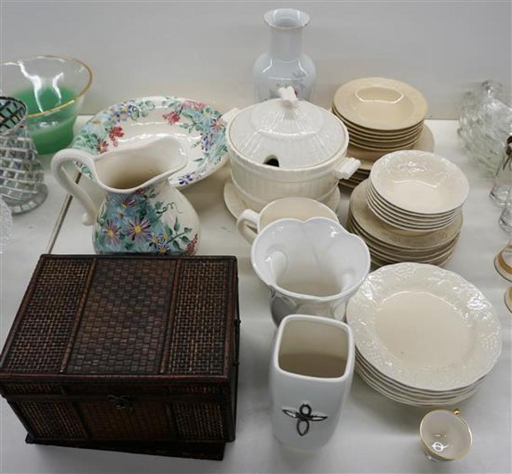 PARTIAL CERAMIC DINNER SERVICE