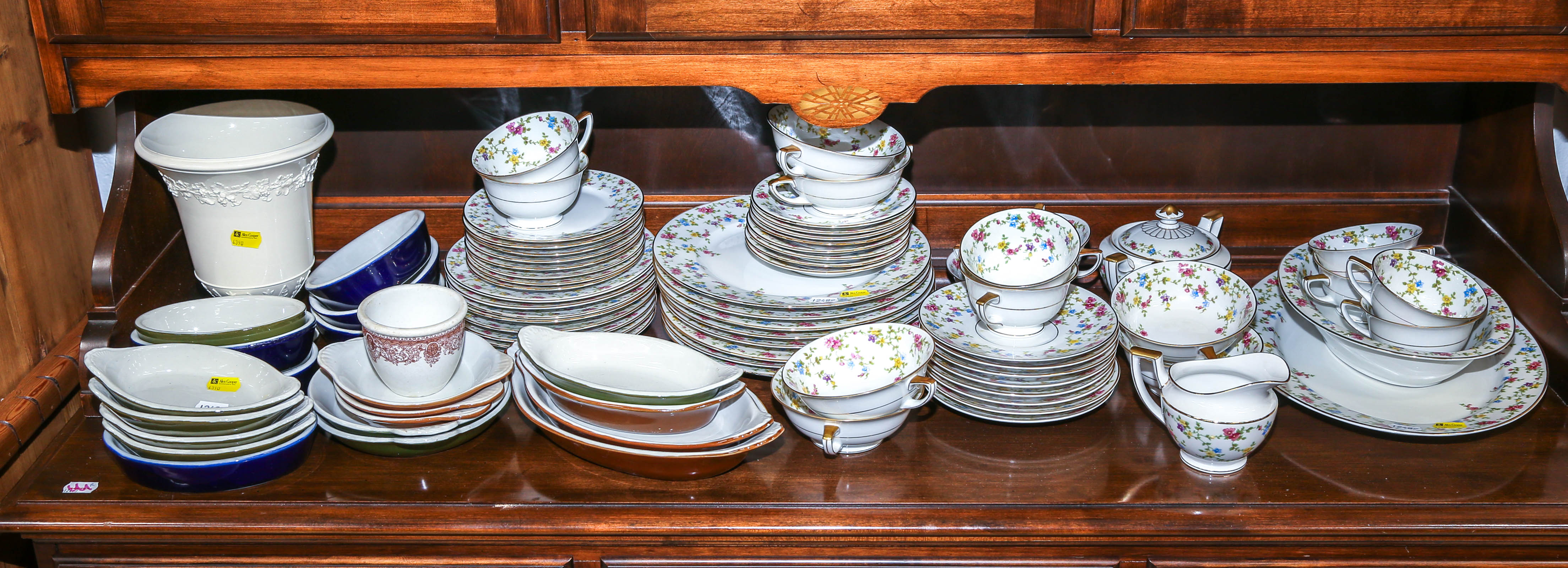 PARTIAL GERMAN DINNER SERVICE