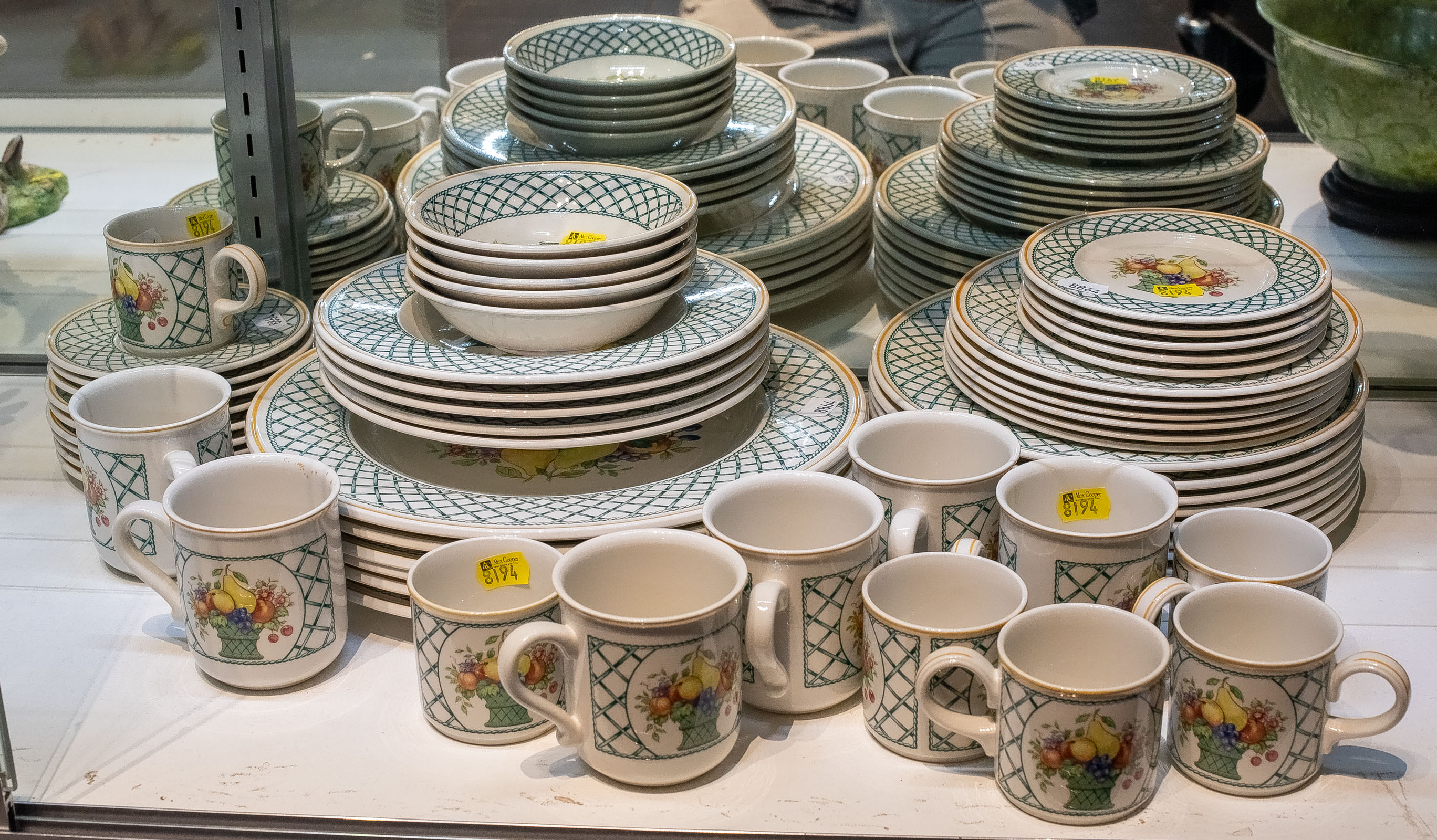 PARTIAL VILLEROY & BOCH "BASKET"