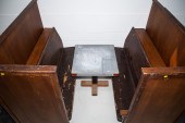 PARTS & LABOR DINING BOOTH Com