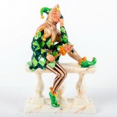 PASCOE AND COMPANY FIGURINE, T