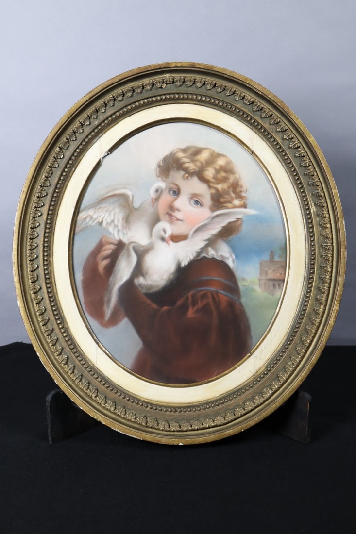 PASTEL PAINTING IN ANTIQUE OVAL