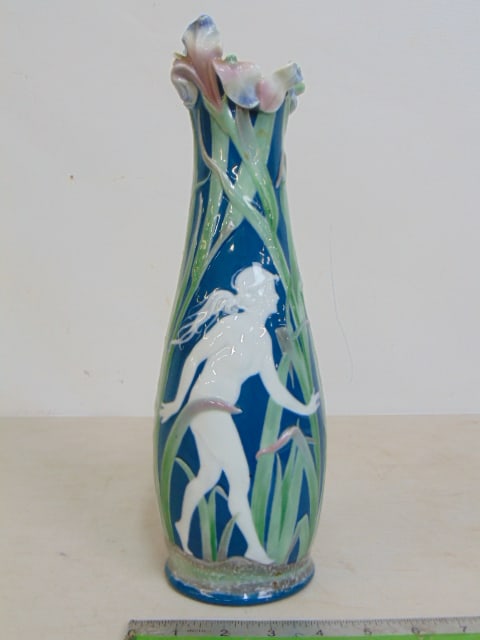 PAT SUR PAT VASE  BY GEBRUDER