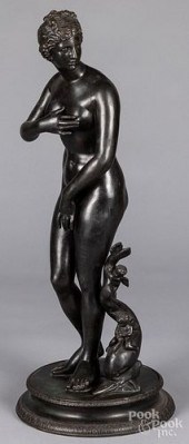 PATINATED BRONZE CLASSICAL MAI