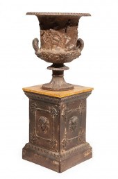 PATINATED CAST IRON CAMPAGNA U