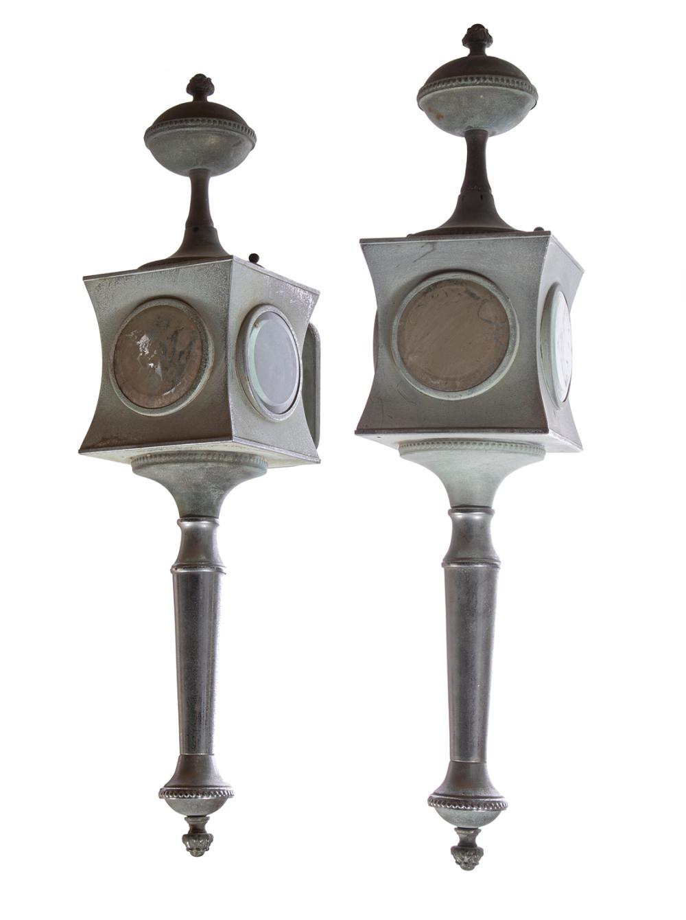 PATINATED METAL CARRIAGE