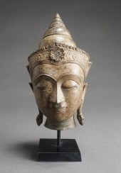 PATINATED METAL HEAD OF GUANYI