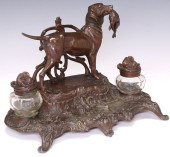 PATINATED METAL HUNTING DOG DO