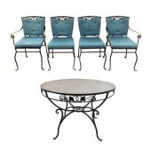 PATIO: GLASS TOP ROUND TABLE W