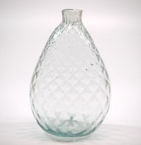 PATTERN-MOLDED FLASK/BOTTLEA
