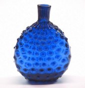 PATTERN-MOLDED SPIRITS FLASKA