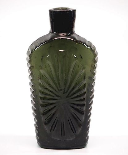 PATTERN-MOLDED SUNBURST FLASKAn