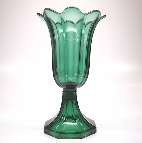 PATTERN-MOLDED TULIP VASEA mid 19th