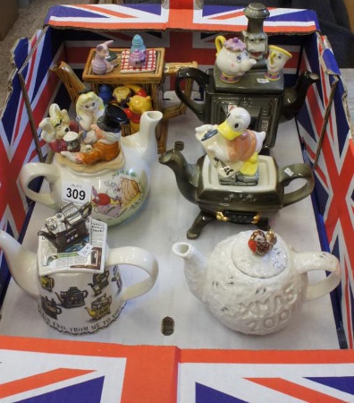 Paul Cardew Character Tea Pots
