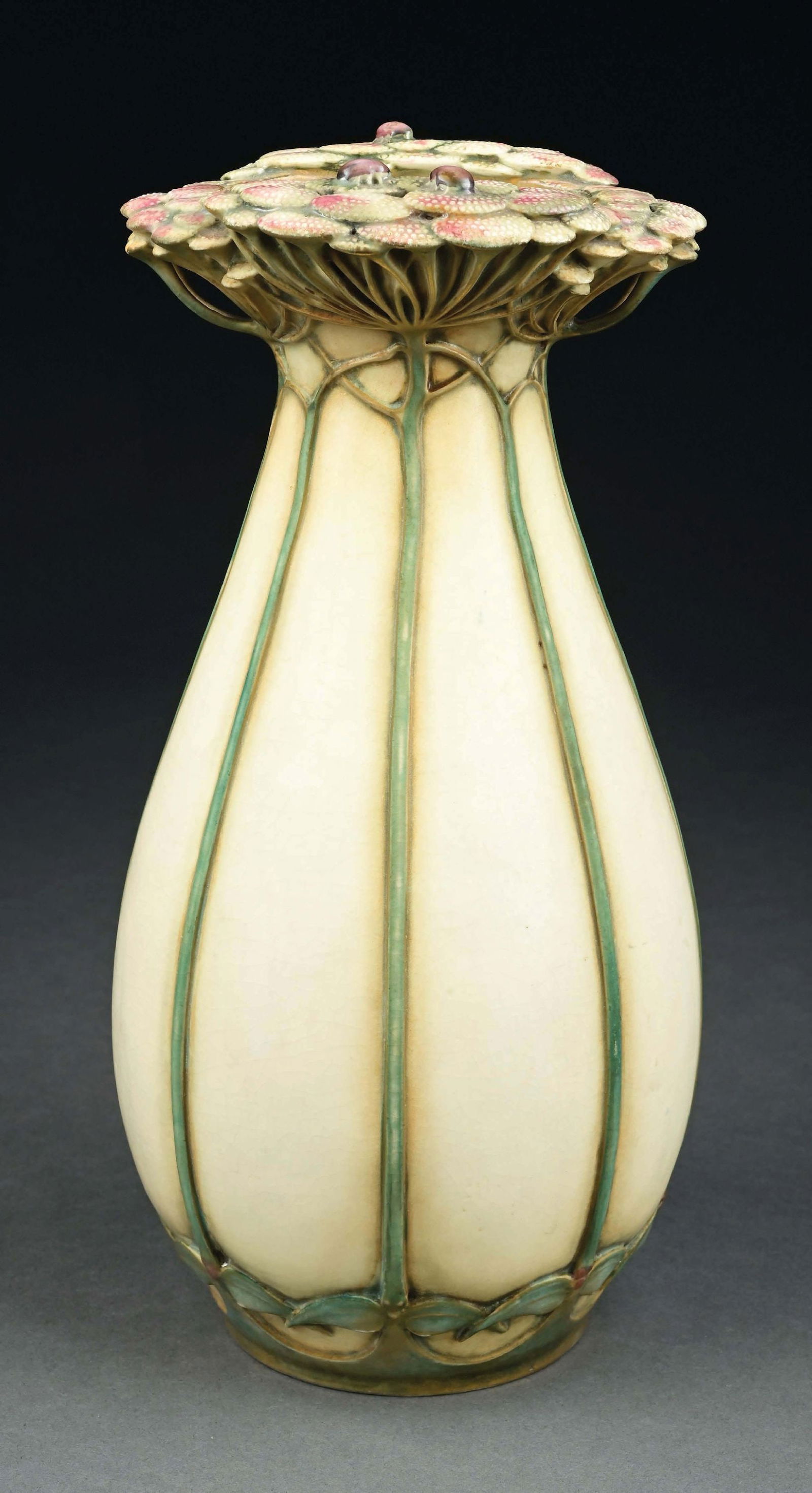 PAUL DACSHEL LADYBUG VASEC. 1904