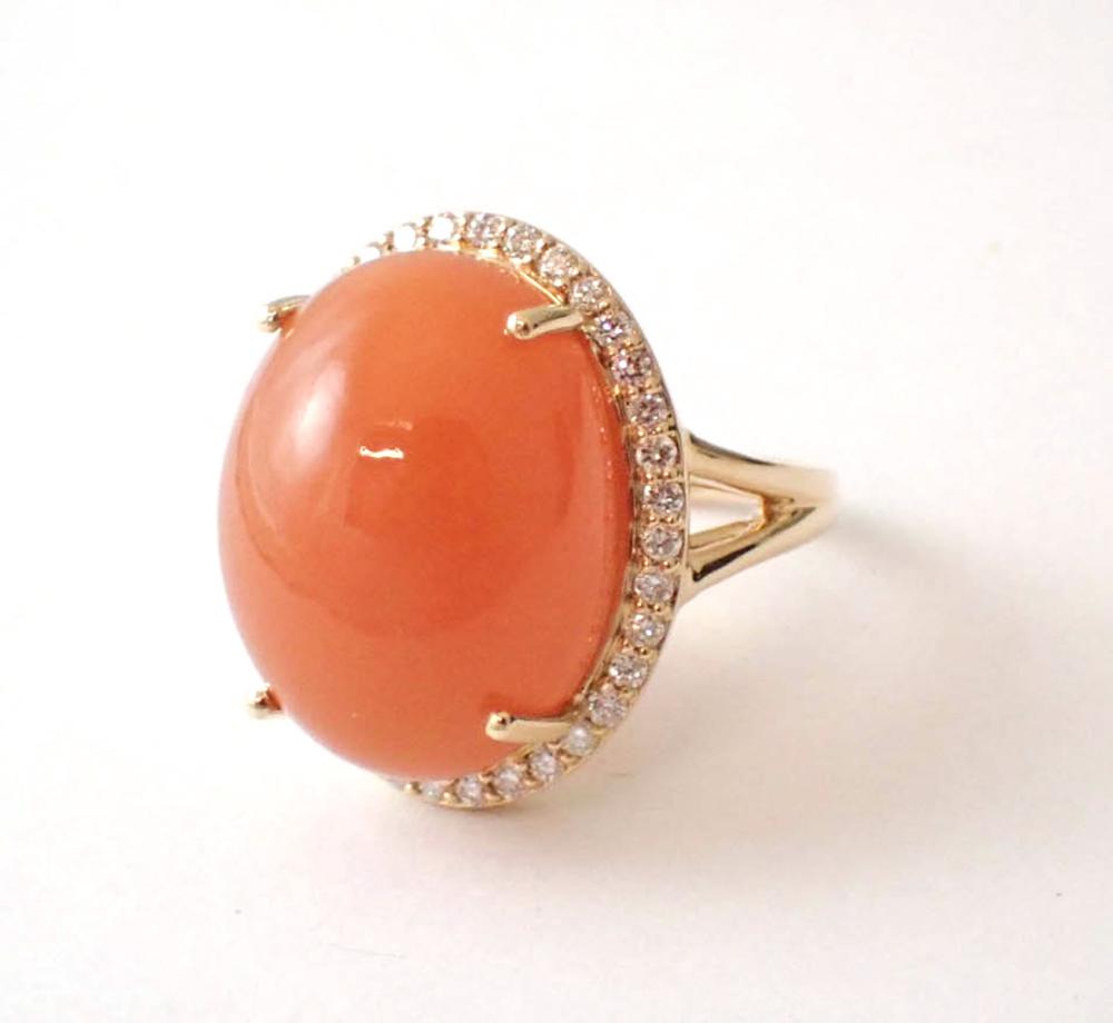PEACH MOONSTONE CAT'S EYE AND