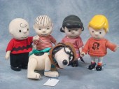 Peanuts Gang figures, all viny