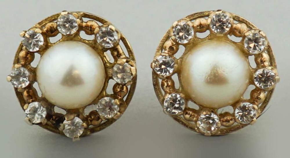 PEARL AND DIAMOND EARRINGSPEARL AND