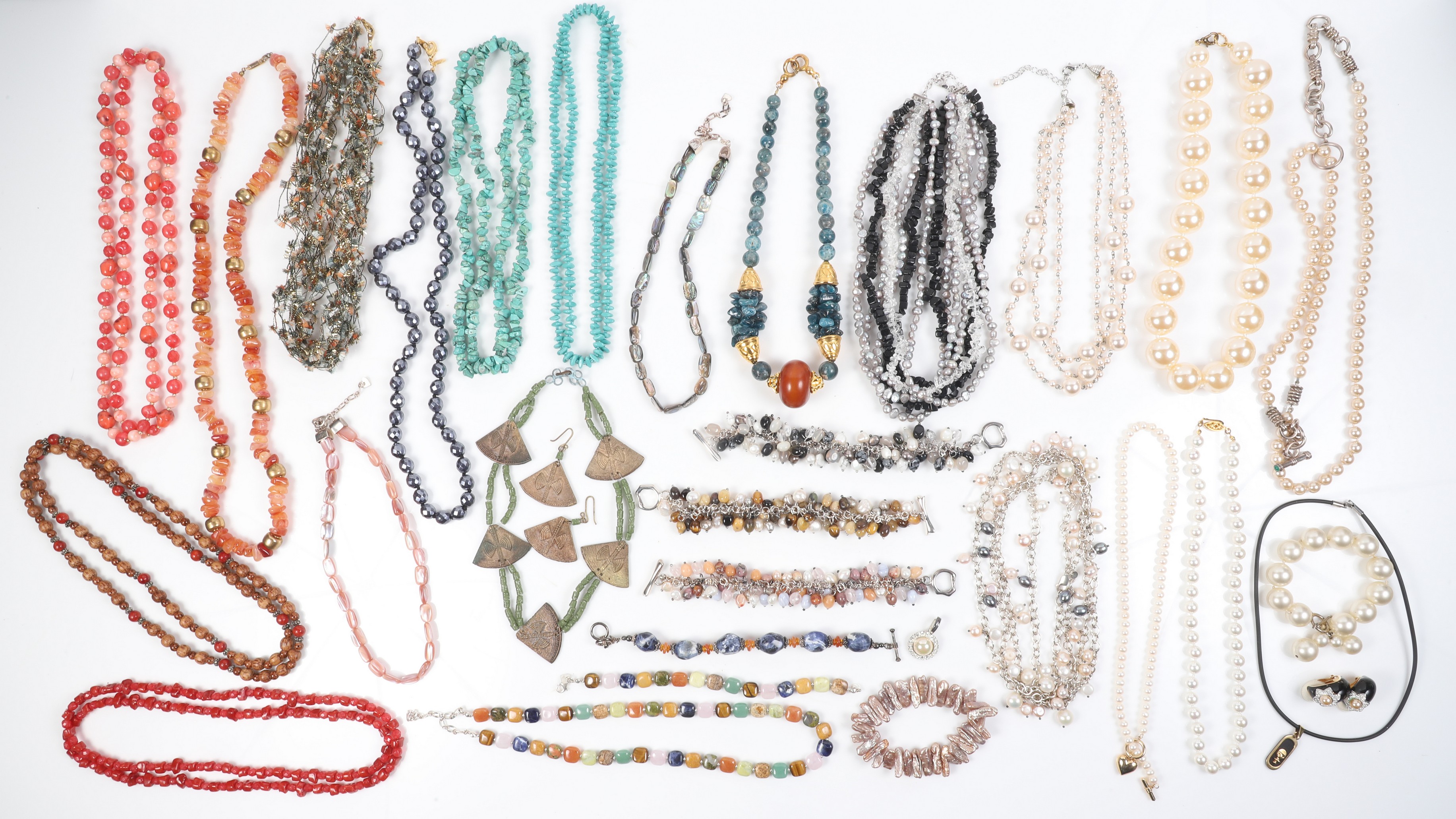 Pearl and style jewelry grouping to