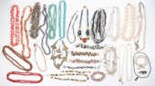 Pearl and style jewelry groupi