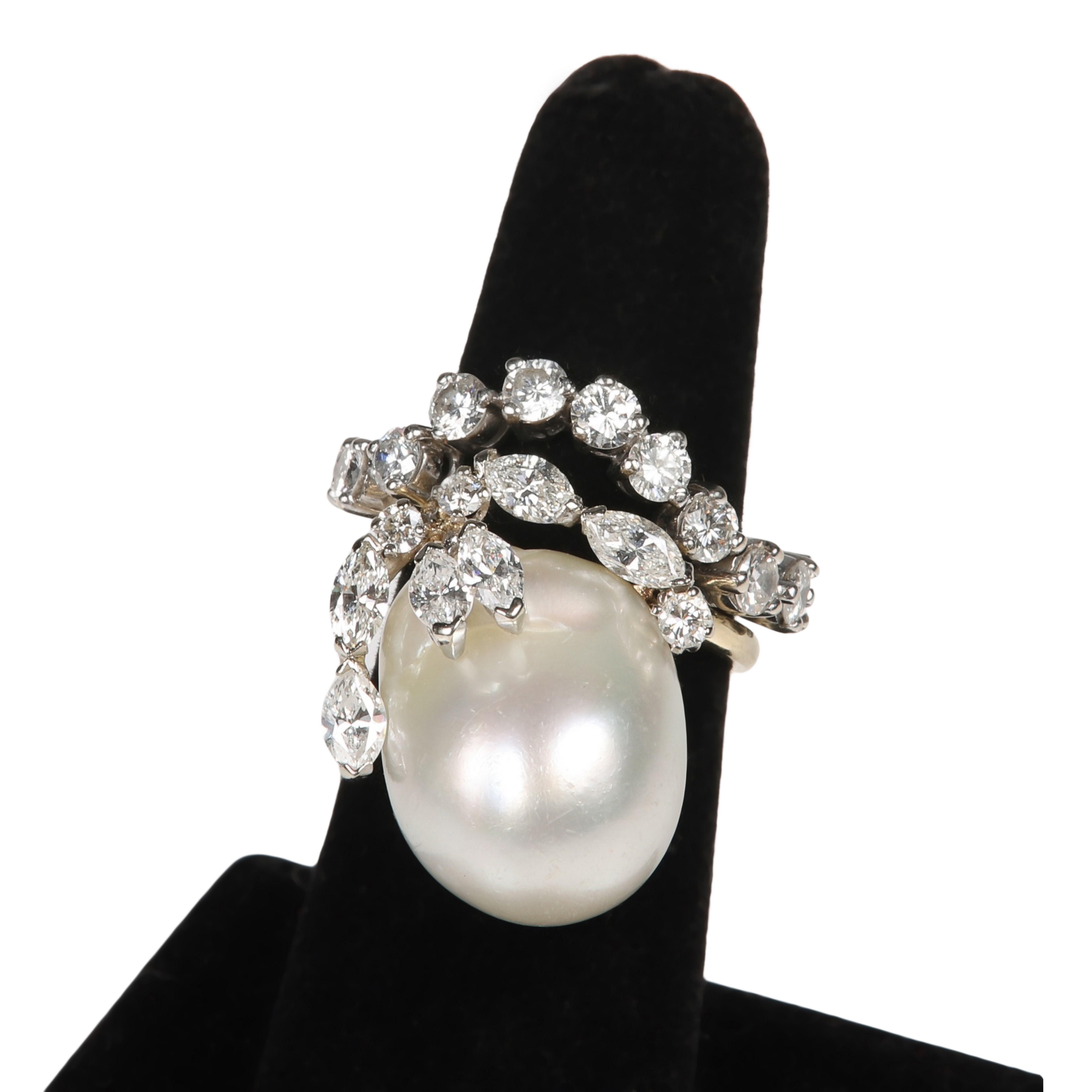 Pearl cocktail ring and diamond