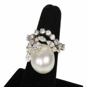 Pearl cocktail ring and diamon