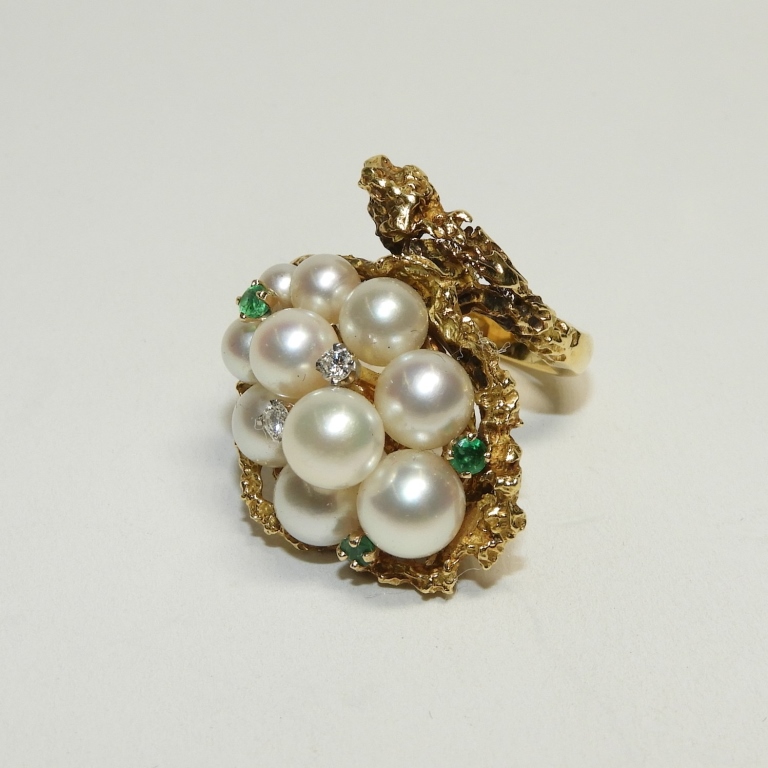 PEARL DIAMOND EMERALD 18K GOLD