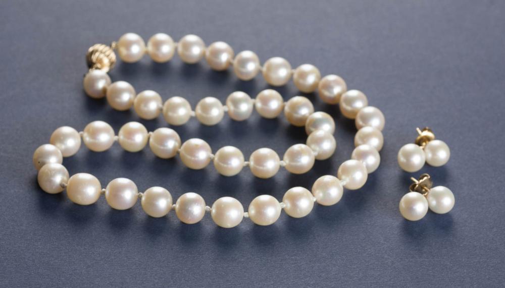 PEARL NECKLACE AND PAIR OF