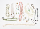 Pearls, mother of pearl and ar