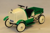 PEDAL CAR DUMP TRUCK Contempor