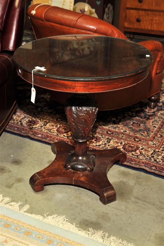 PEDASTAL BASE SIDE TABLE.