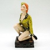 PEGGY DAVIES PIN-UP FIGURINE,