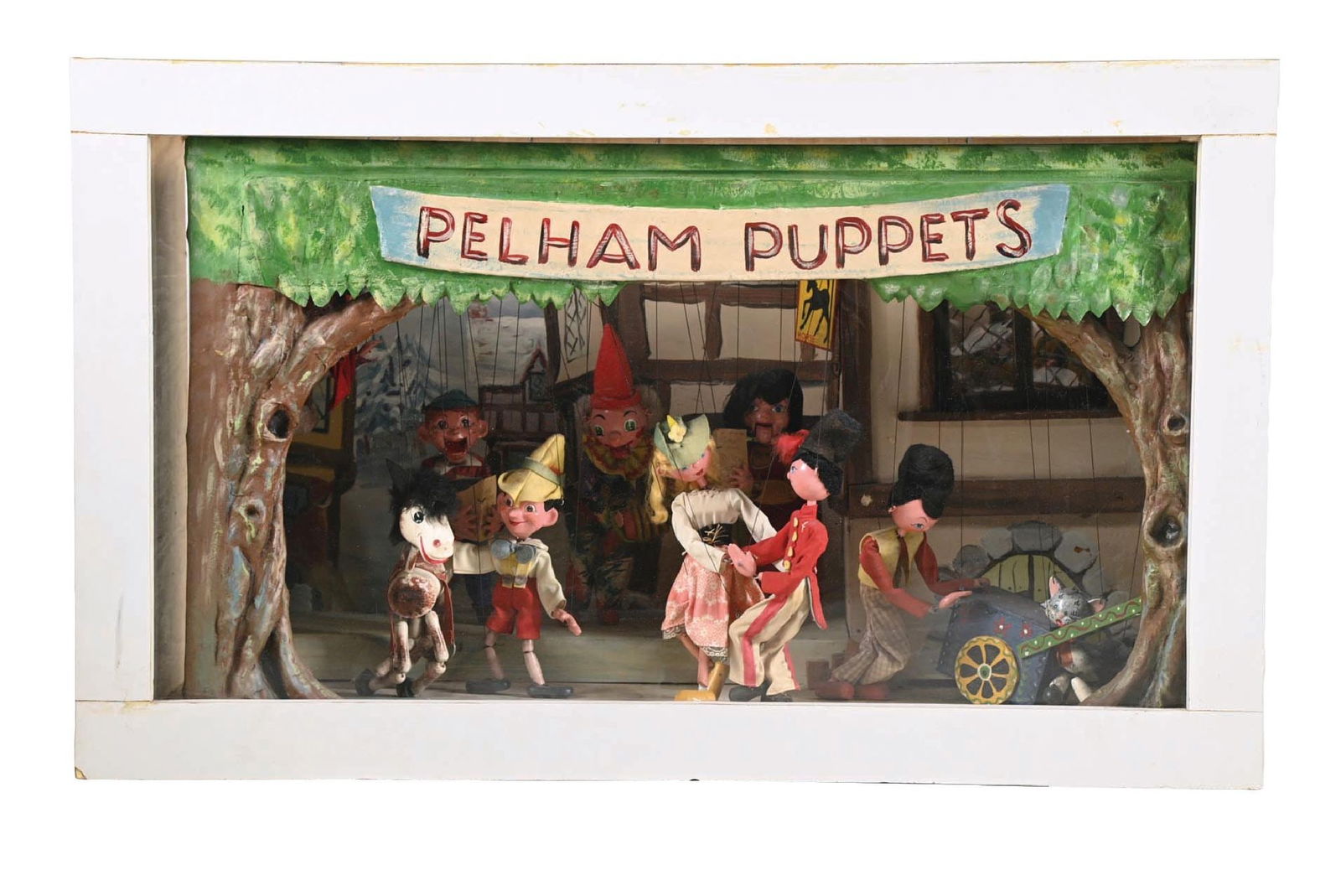 PELHAM PUPPETS DISPLAY