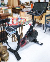PELOTON STATIONARY EXERCISE BI
