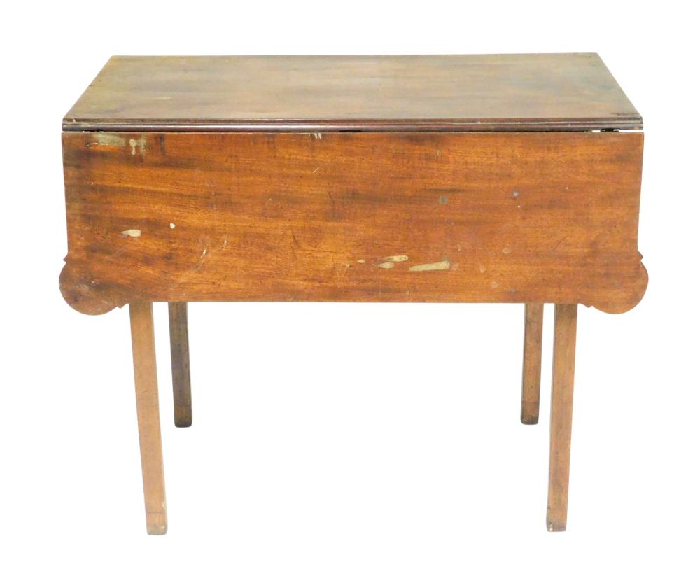 PEMBROKE STYLE TABLE, MAHOGANY