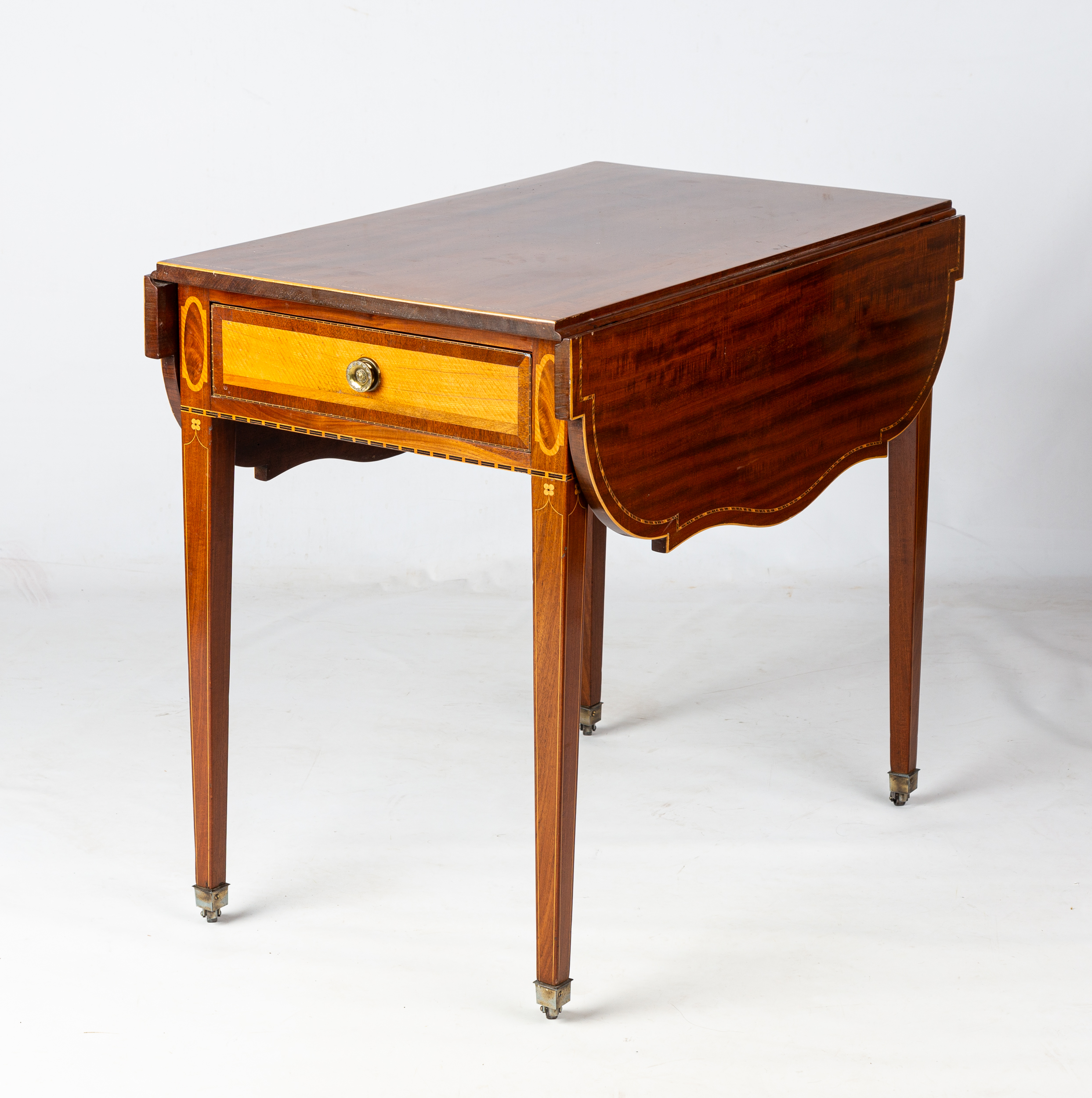 PEMBROKE TABLE American, 19th