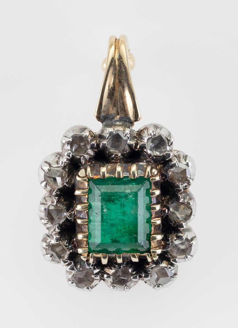 PENDANT MADE FROM ANTIQUE GOLD,