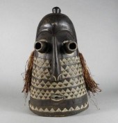 PENDE TRIBE CARVED PUMBU MASKA
