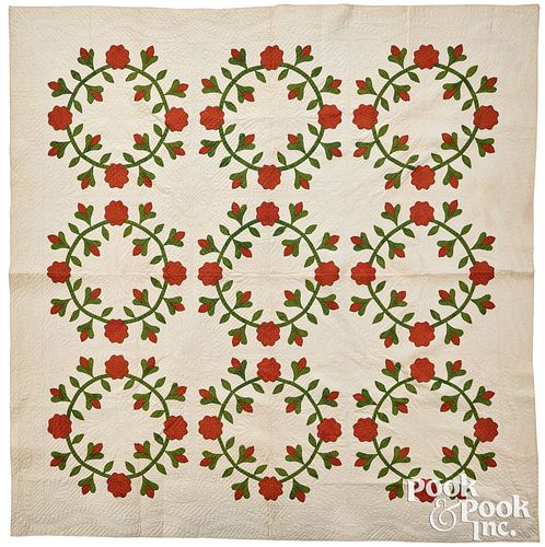 PENNSYLVANIA APPLIQUé ROSE WREATH