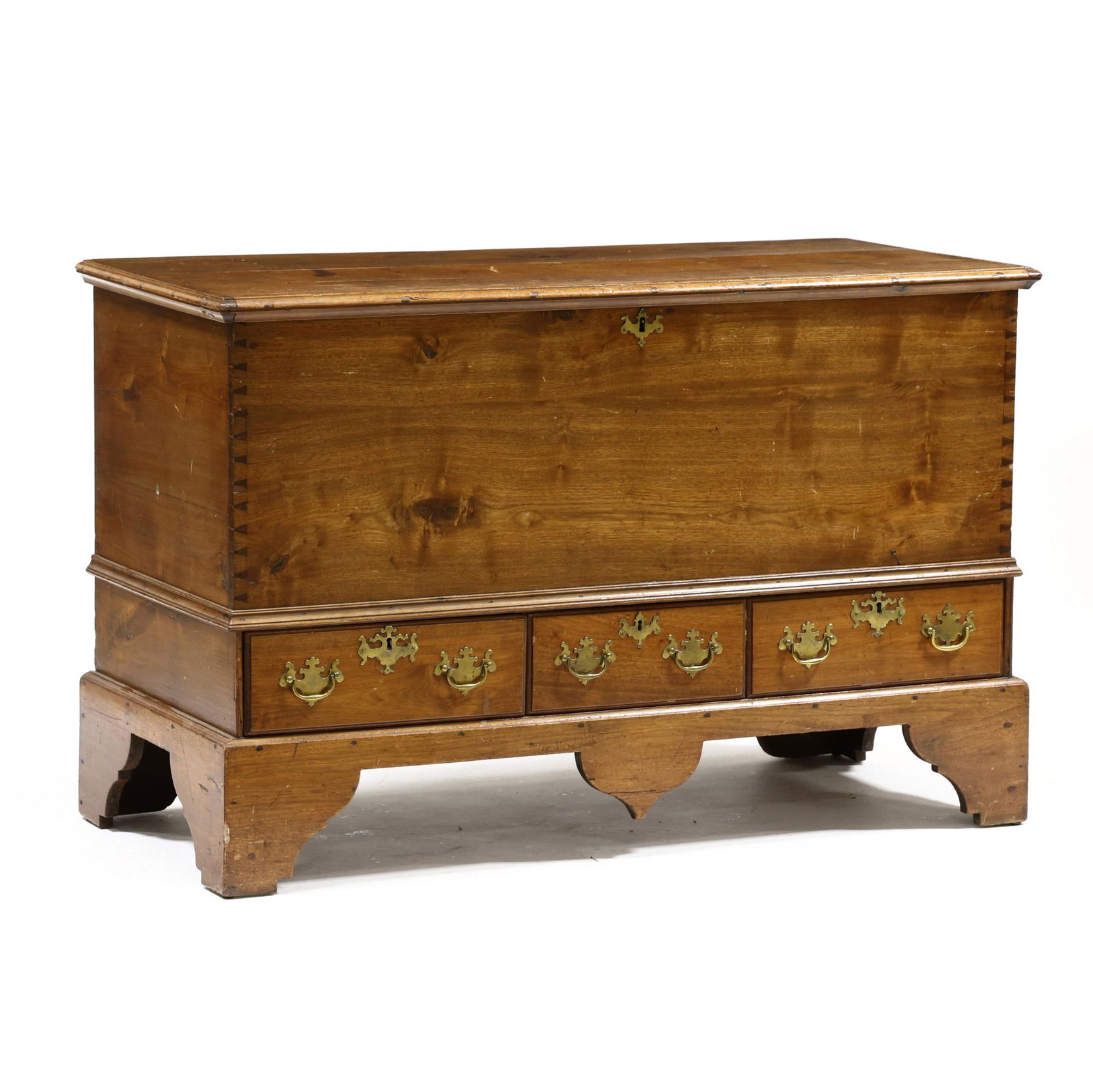 PENNSYLVANIA CHIPPENDALE WALNUT