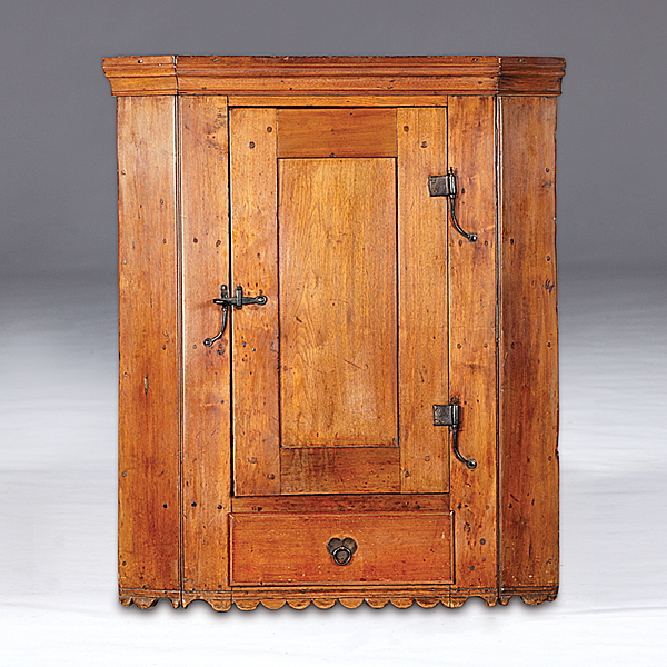 Pennsylvania Hanging Cupboard