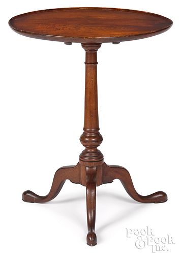 PENNSYLVANIA QUEEN ANNE TILTING TOP